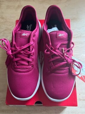 Reebok Women's Low-Top Sneakers in Berry/Magenta with White Soles